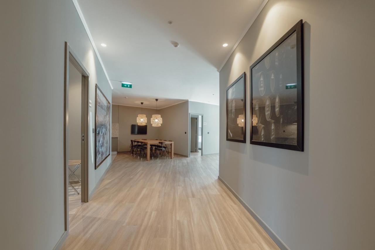 River Eyes Suites Вила Нова ди Гая Екстериор снимка