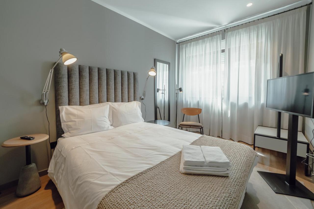 River Eyes Suites Вила Нова ди Гая Екстериор снимка