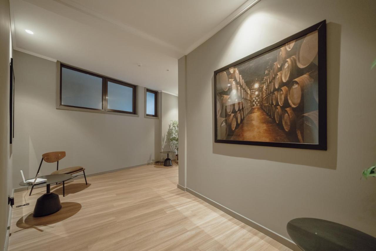 River Eyes Suites Вила Нова ди Гая Екстериор снимка