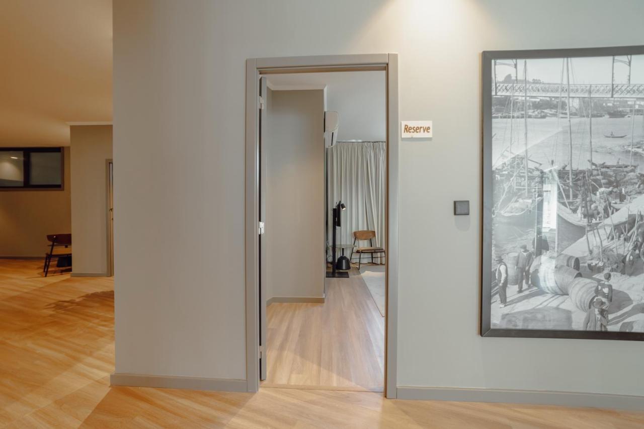 River Eyes Suites Вила Нова ди Гая Екстериор снимка