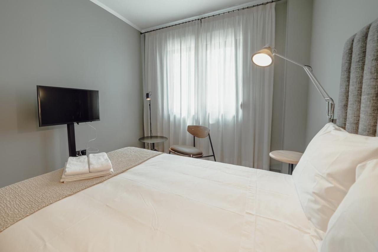 River Eyes Suites Вила Нова ди Гая Екстериор снимка