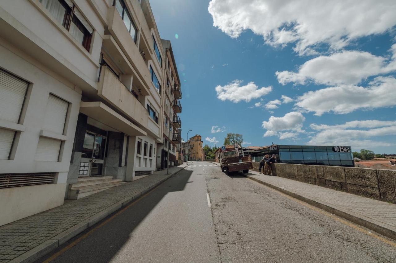 River Eyes Suites Вила Нова ди Гая Екстериор снимка
